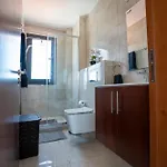 Arma Cielo Iii, 2-bed Cosy Flat