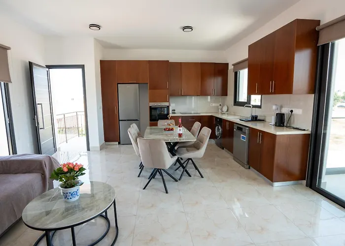 Apartmán Arma Cielo Iii, 2-bed Cosy Flat Paphos