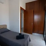 Arma Cielo Iii, 2-bed Cosy Flat *